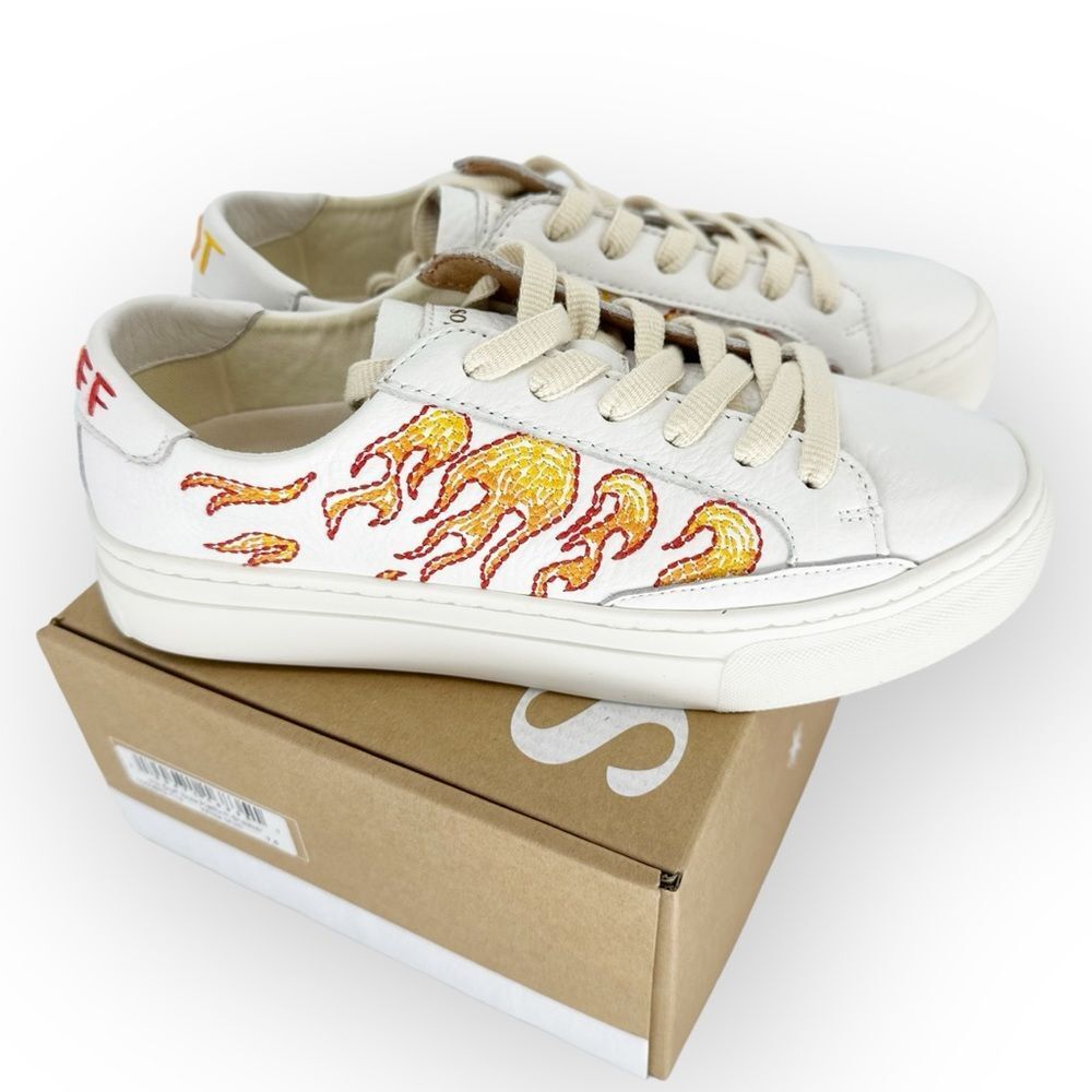 SOLUDOS Women’s Ibiza Platform Sneaker Hot Stuff Embroidered Sneaker NIB size 8